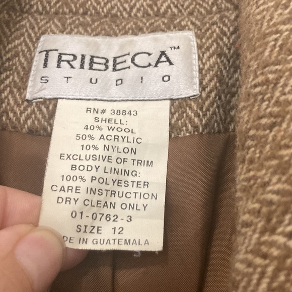 Vintage Women Coat - Picture 8 of 9